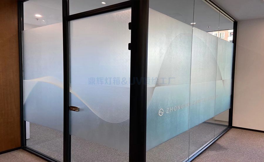 UV噴繪超透彩白彩(圖1)